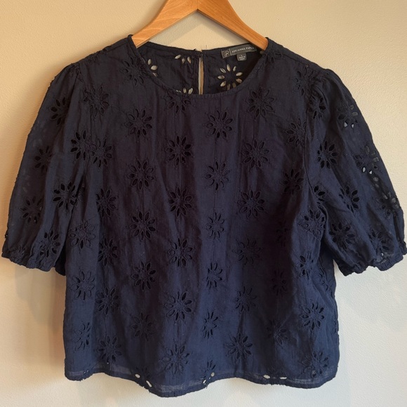 Adrianna‎ Papell Blue Embellished Puff Sleeve Blouse Size Large Floral Eyelet - Picture 1 of 5
